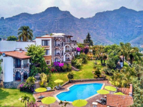 Отель Posada del Tepozteco  Тепостлан